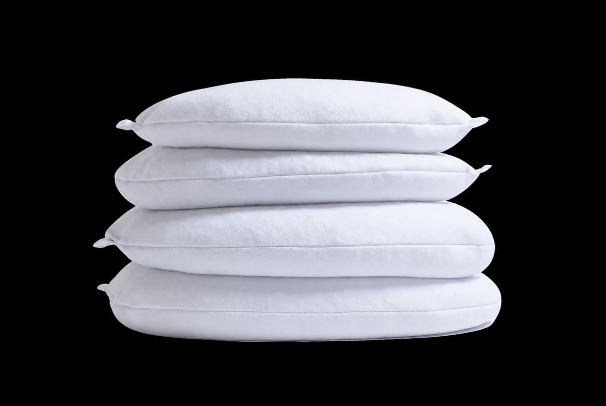 Two pairs of breast augmentation sizers to be used in a pocket bra by Oumènta